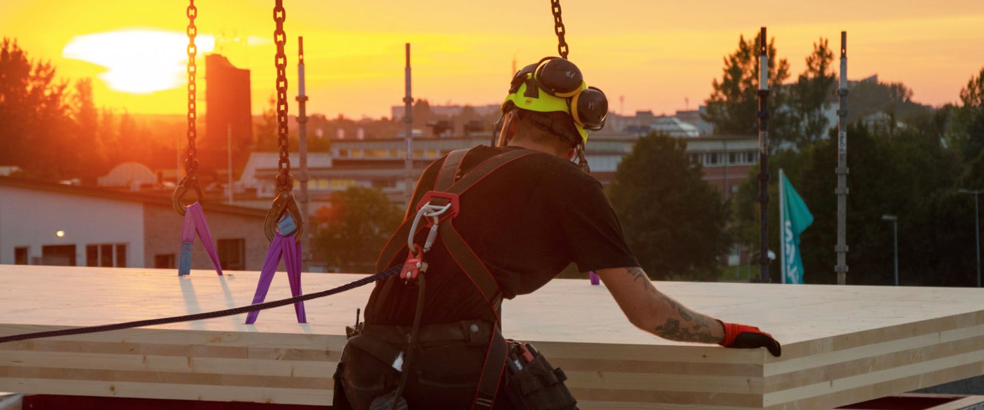 Le principali normative internazionali per i sistemi anticaduta nei lavori in quota